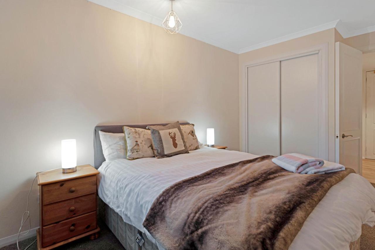 Elegant & Unique Getaway - Spacious 3 Bedroom, 2 Bathroom City Centre Apartment - Free Allocated Parking. Edinburgh Exteriér fotografie
