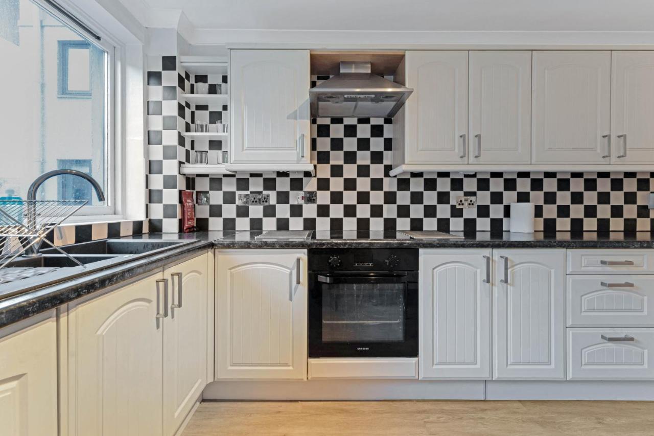 Elegant & Unique Getaway - Spacious 3 Bedroom, 2 Bathroom City Centre Apartment - Free Allocated Parking. Edinburgh Exteriér fotografie